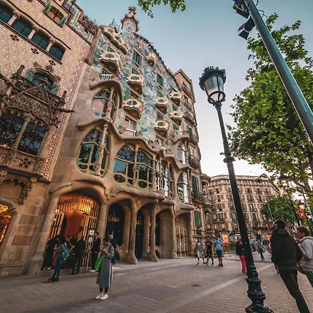 Duplex En El Centro De Barcelona, Paseo De Gracia *